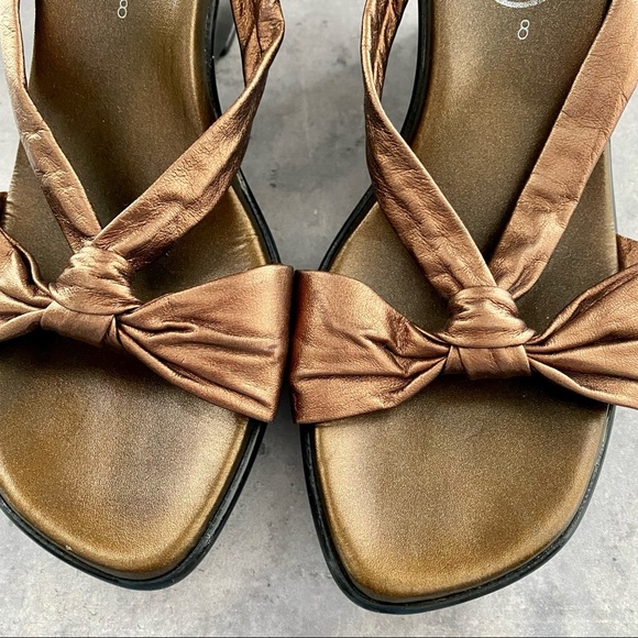 Athena Alexander Bronze Copper Strappy Wedge Sandals Size 8 - Picture 3 of 10